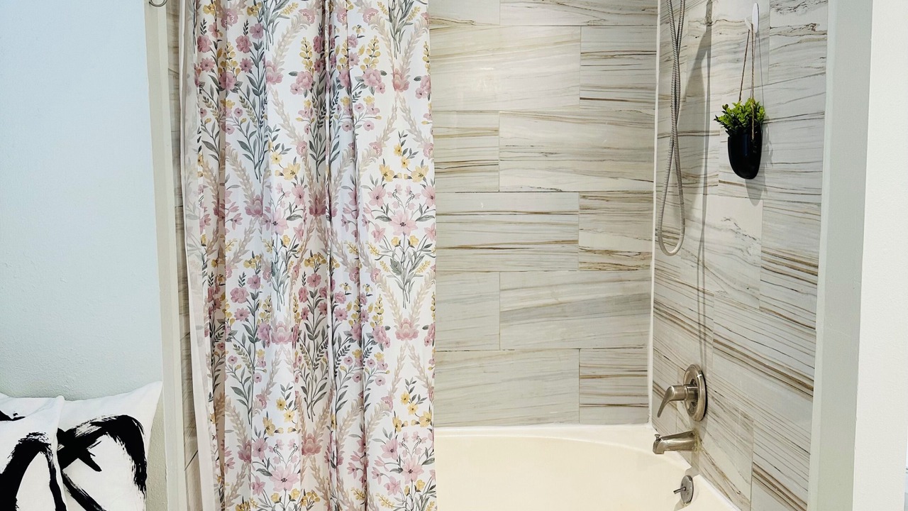 Photo of Bathroom in George Bush Park/Eldridge