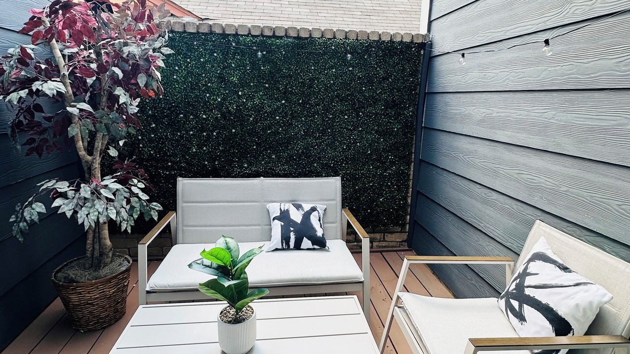 Photo of Patio Balcony in George Bush Park/Eldridge