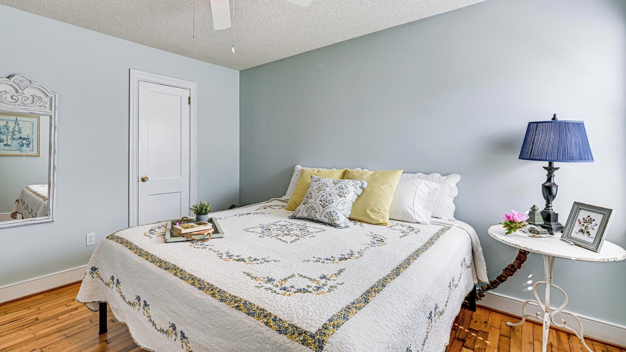 Photo of Bedroom in Crouse