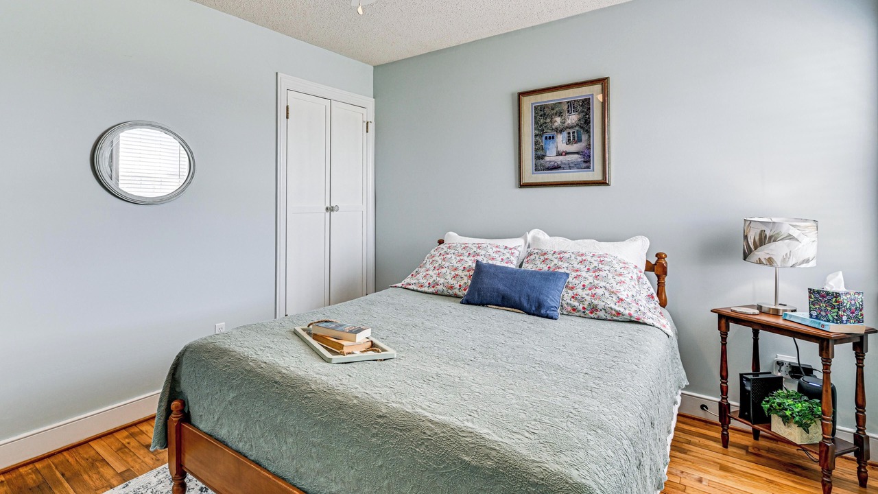 Photo of Bedroom in Crouse