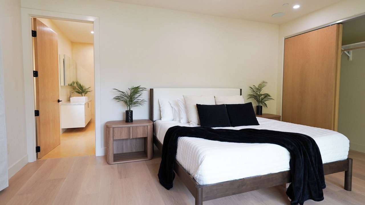 Photo of Bedroom in Northwest San Pedro