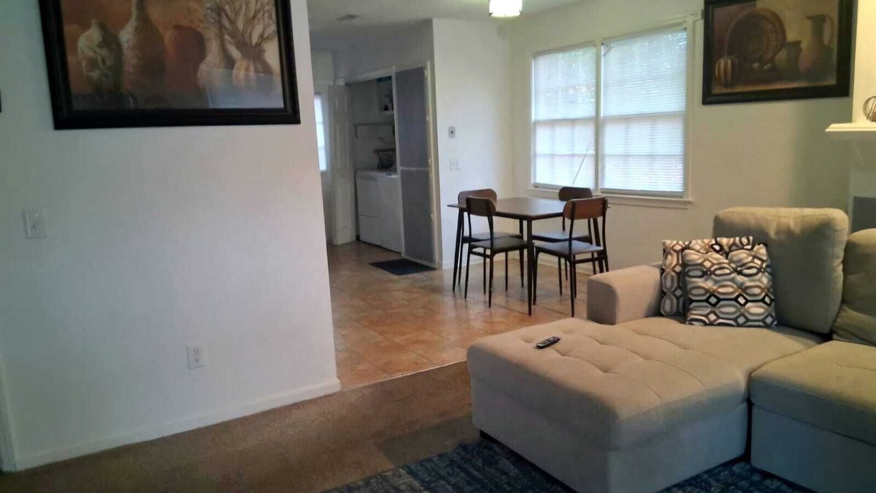 Photo of Livingroom in Orangeburg