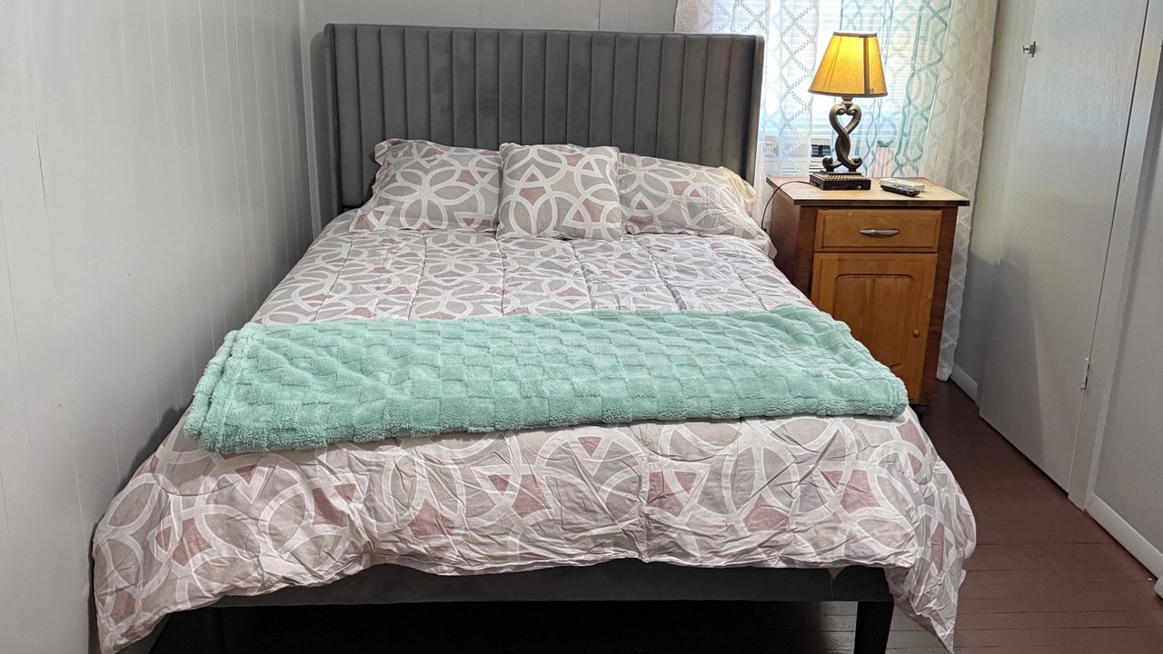 Photo of Bedroom in Forest City