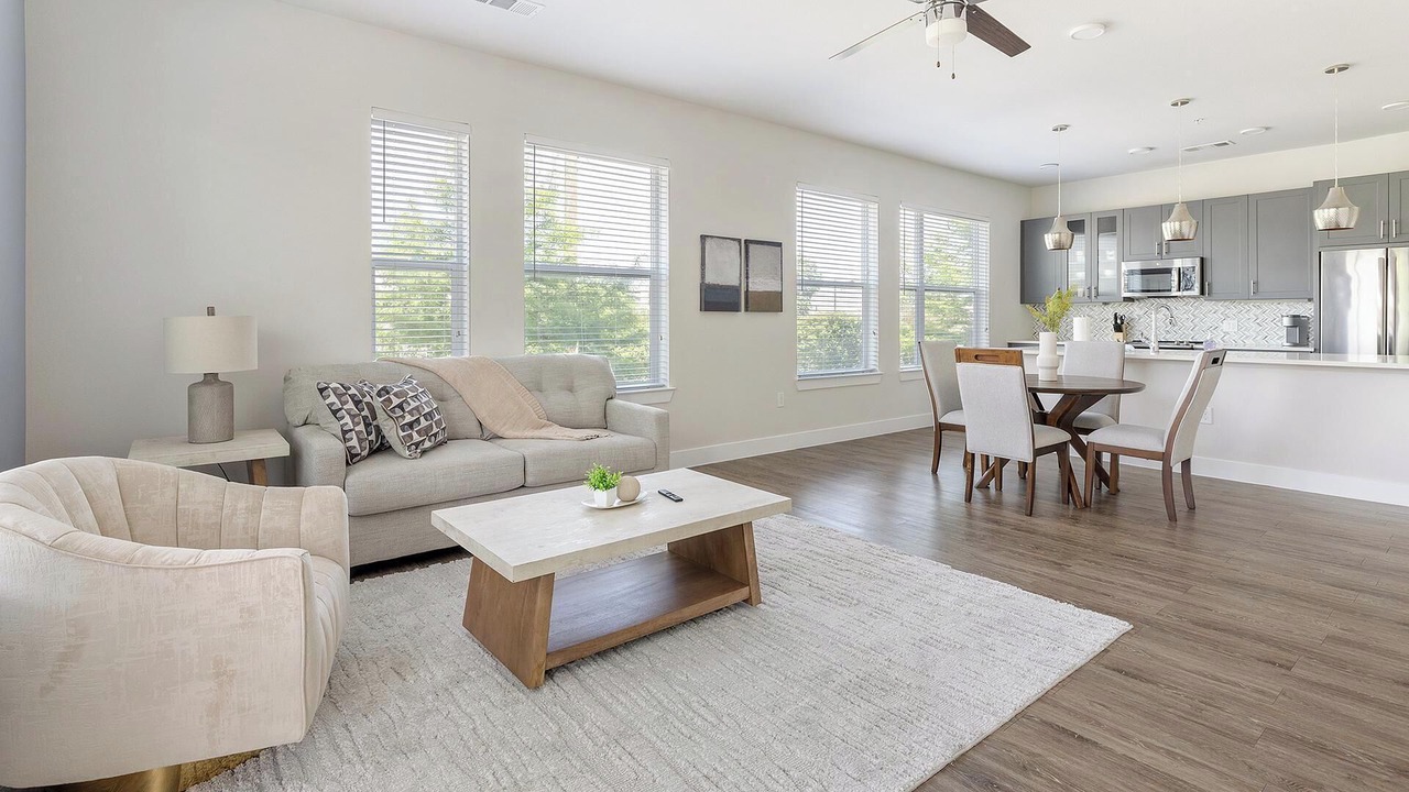 Photo of Livingroom in Old East Dallas