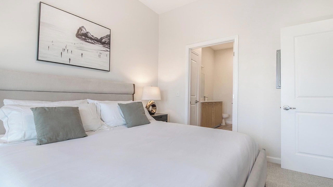 Photo of Bedroom in Florida Center