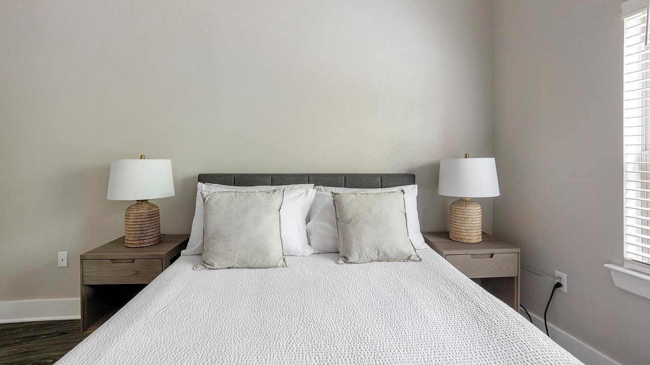 Photo of Bedroom in Nassau Bay
