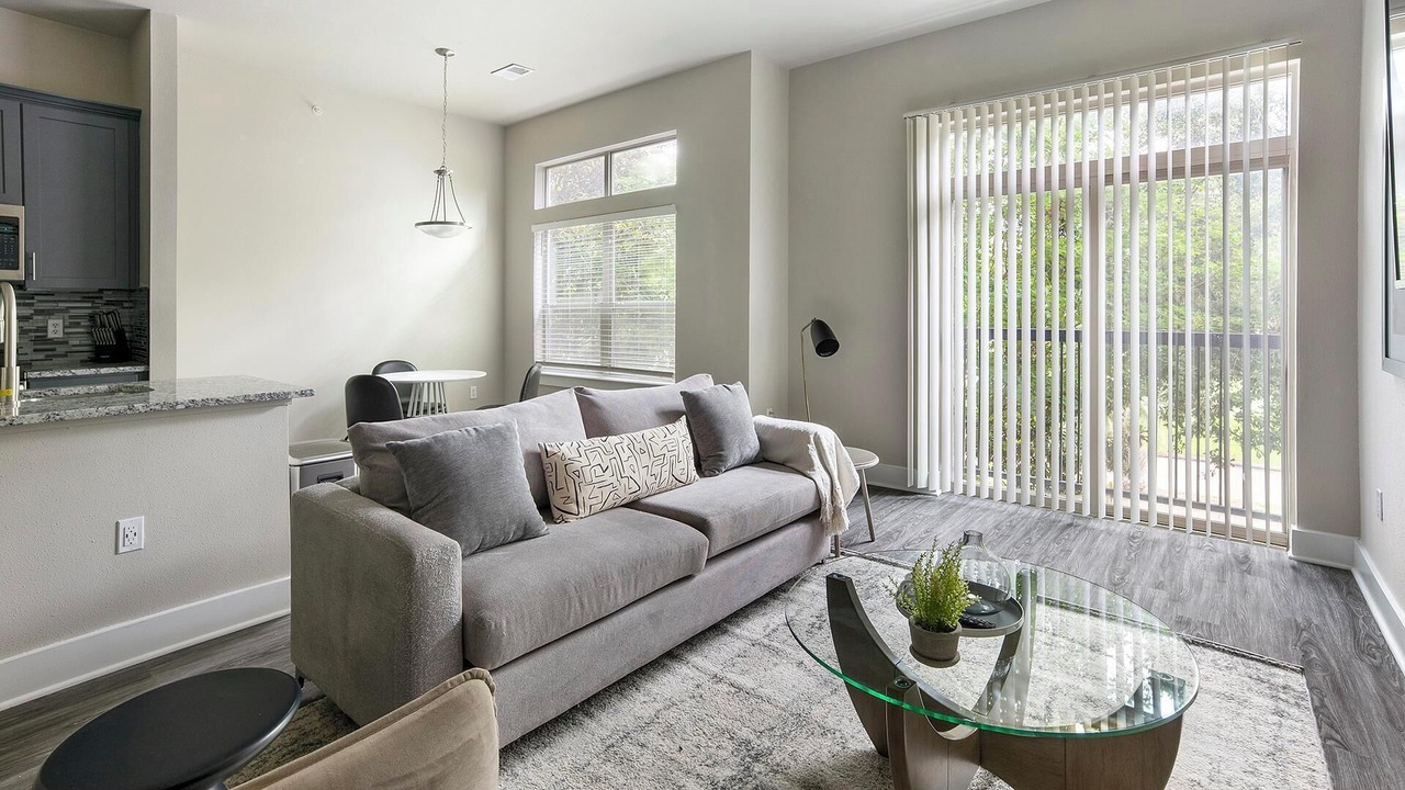 Photo of Livingroom in Nassau Bay