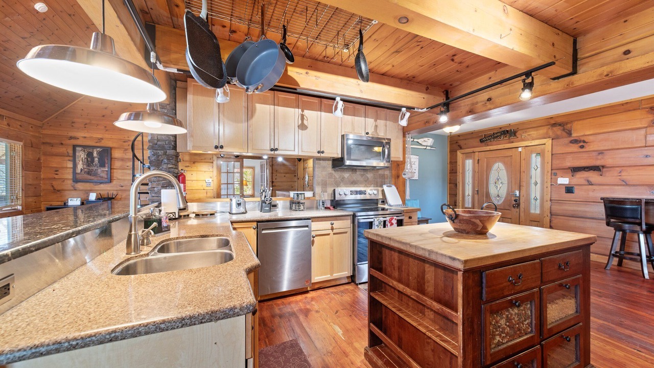 Photo of Kitchen in Southmont