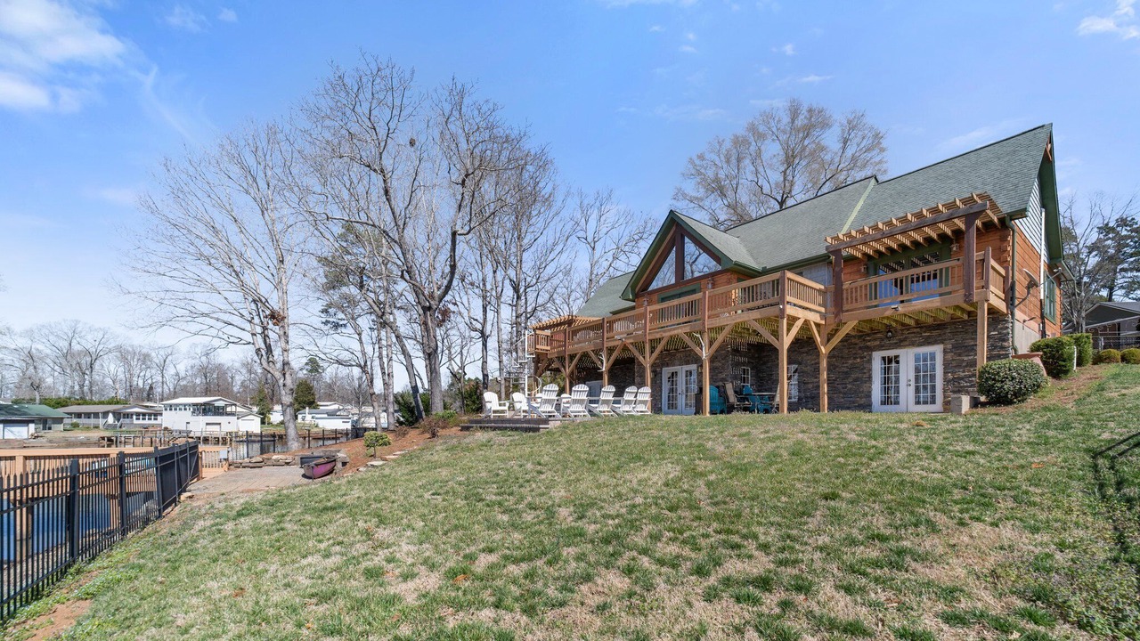Photo of Outdoor in Southmont
