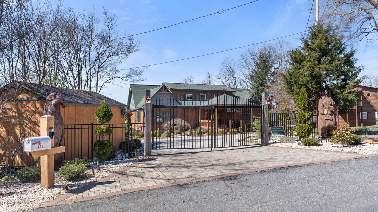 Photo of Outdoor in Southmont