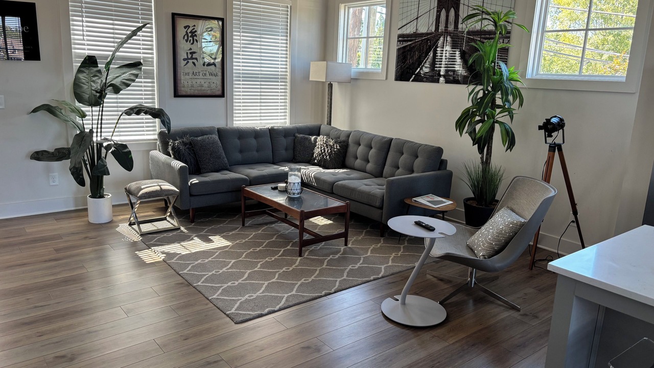 Photo of Livingroom in Westside