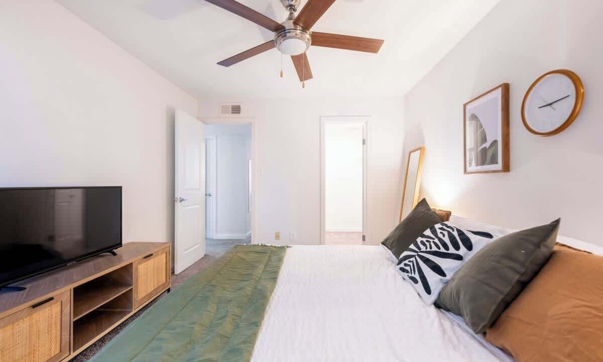 Photo of Bedroom in South Lamar