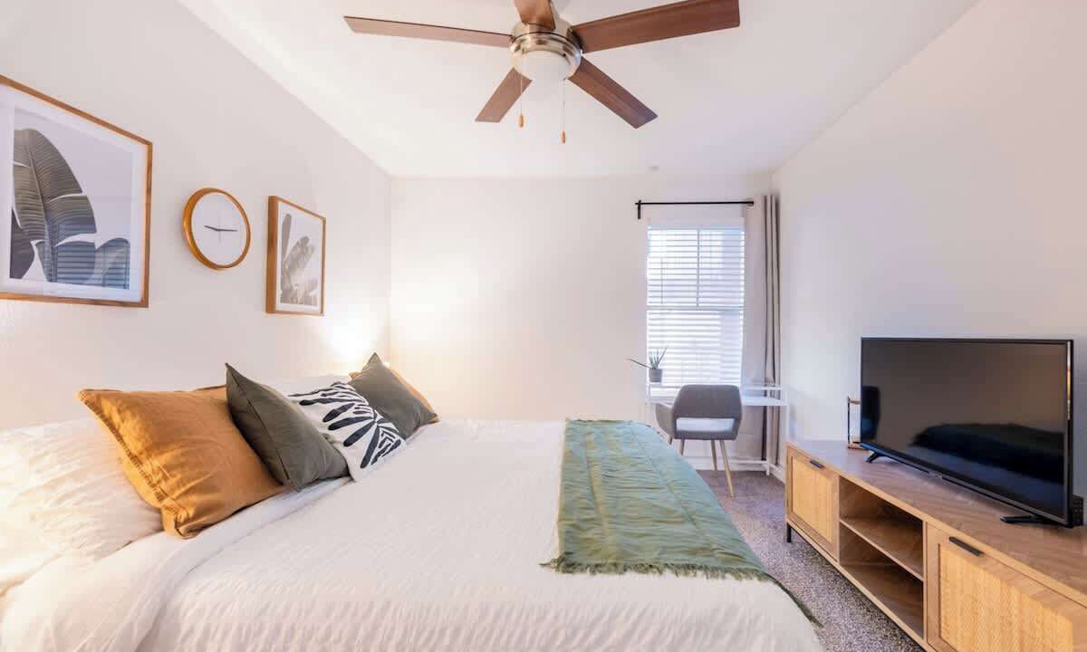 Photo of Bedroom in South Lamar