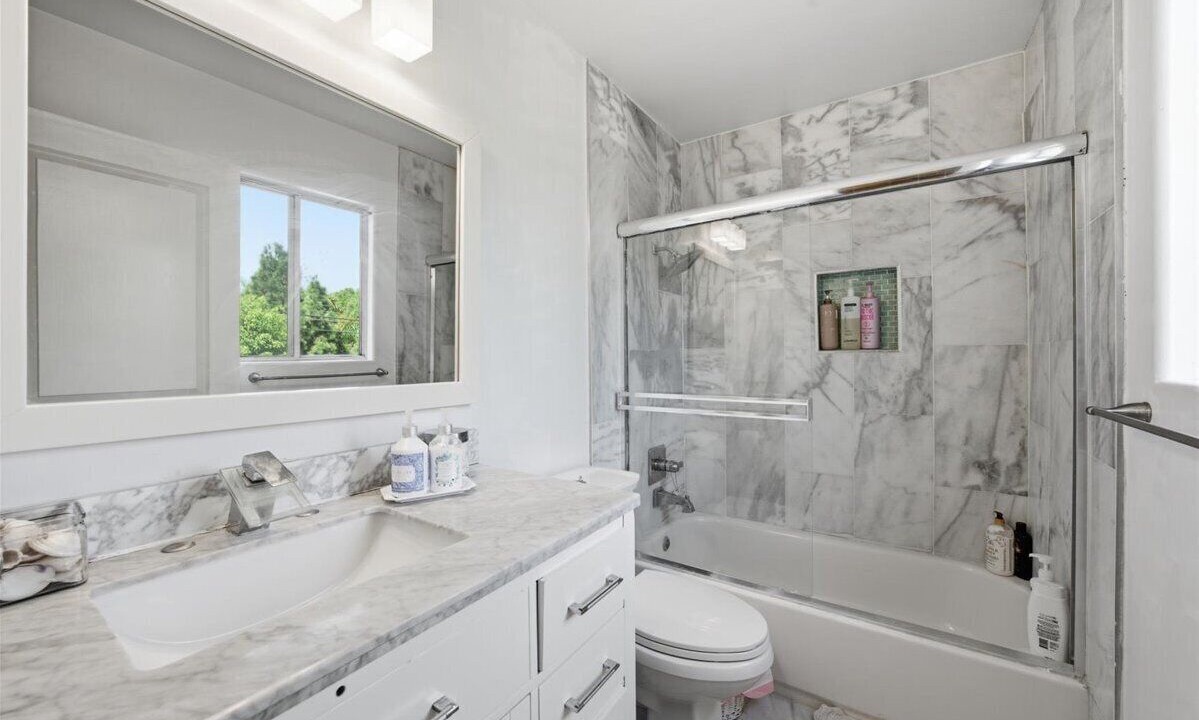 Photo of Bathroom in Lomita