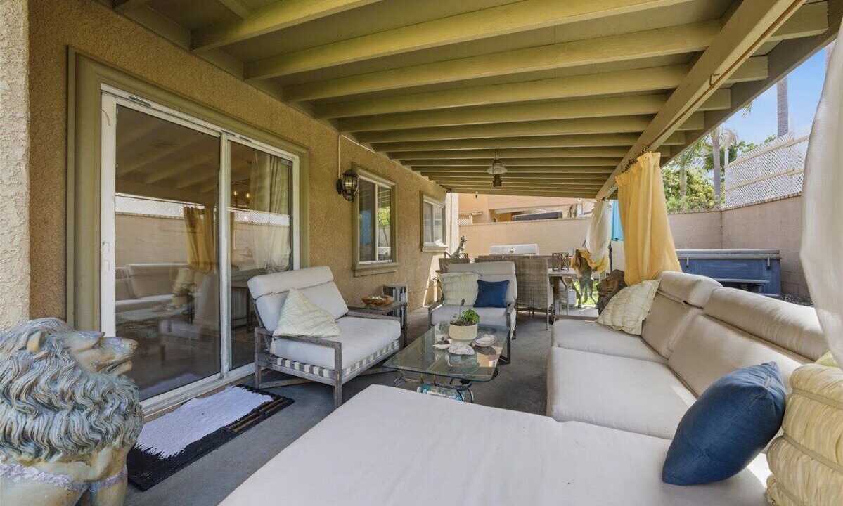 Photo of Patio Balcony in Lomita