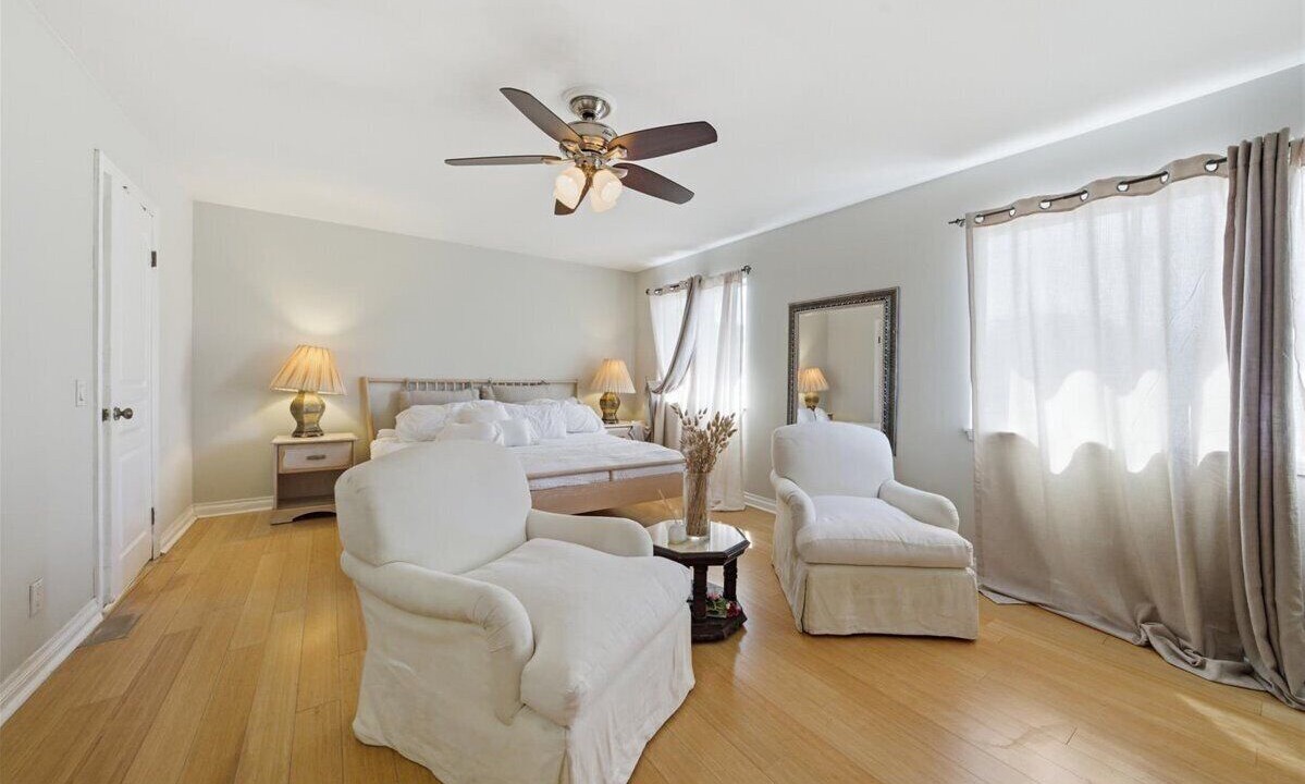 Photo of Bedroom in Lomita