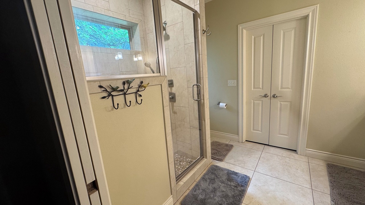 Photo of Bathroom in Holly Lake Ranch