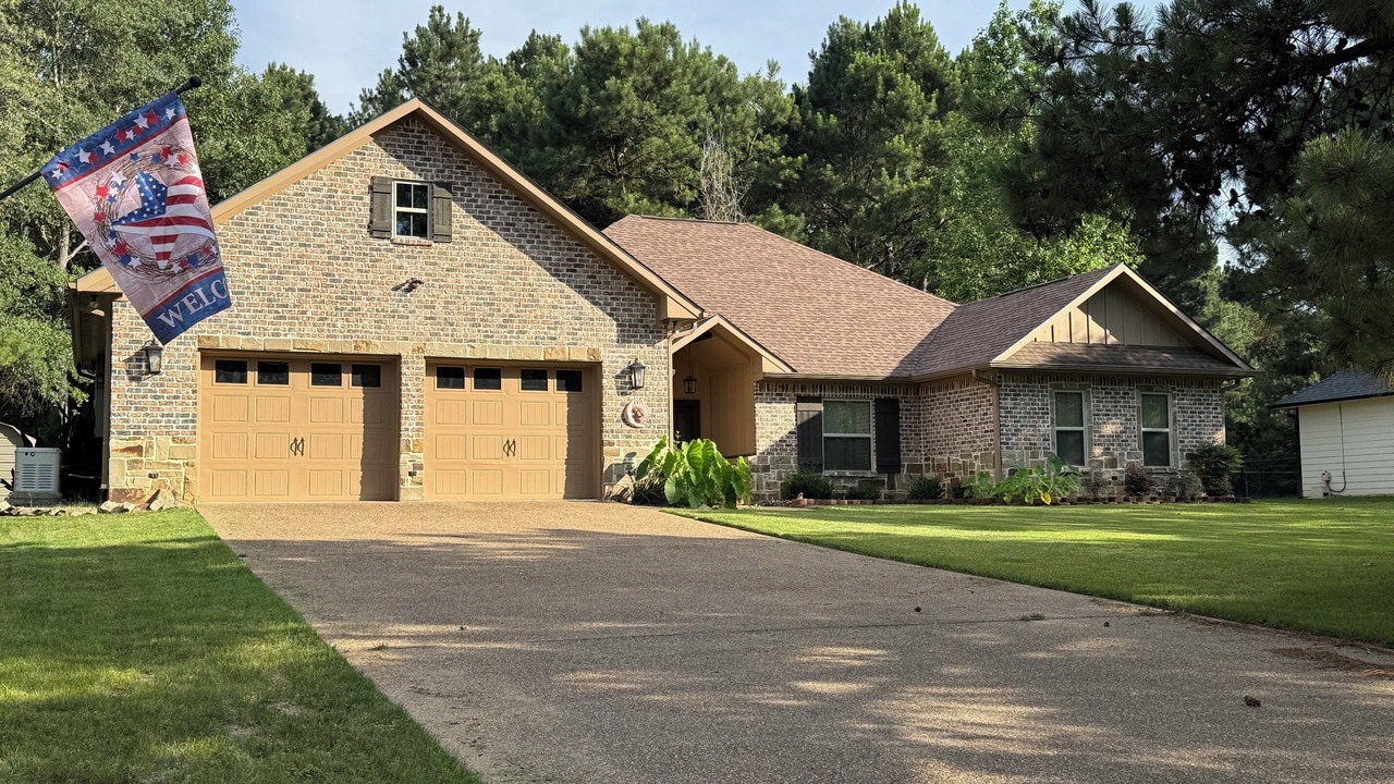 Photo of Outdoor in Holly Lake Ranch