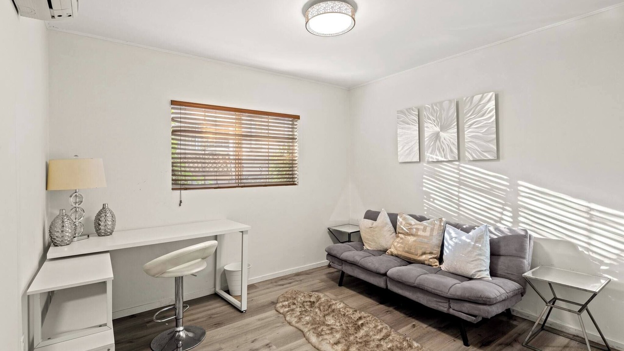 Photo of Livingroom in Beverly Hills
