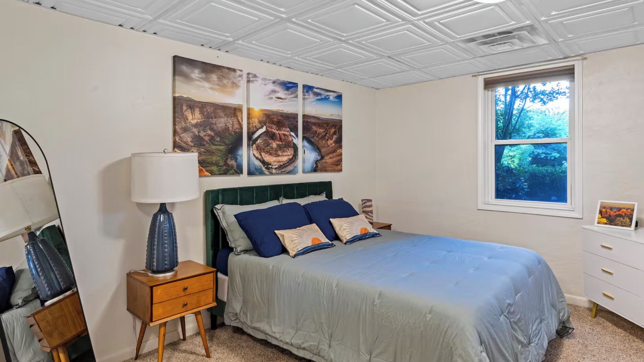 Photo of Bedroom in Loring Heights