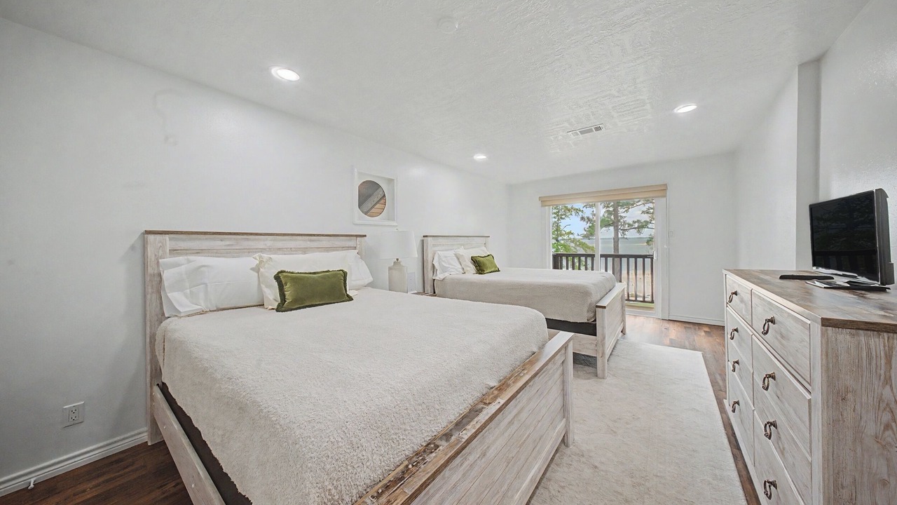Photo of Bedroom in Brookeland