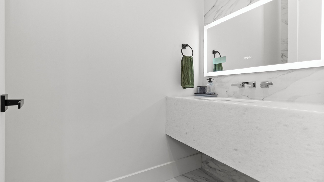 Photo of Bathroom in Garden Oaks