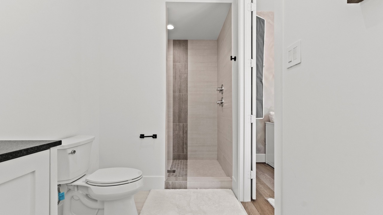 Photo of Bathroom in Garden Oaks