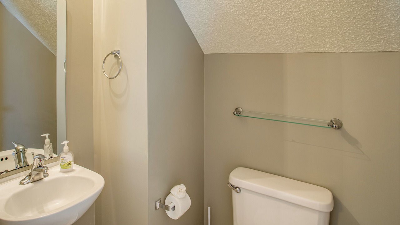 Photo of Bathroom in Blythewood