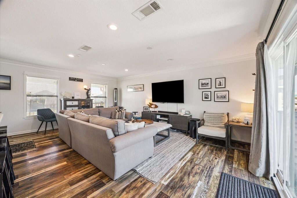 Photo of Livingroom in Galveston