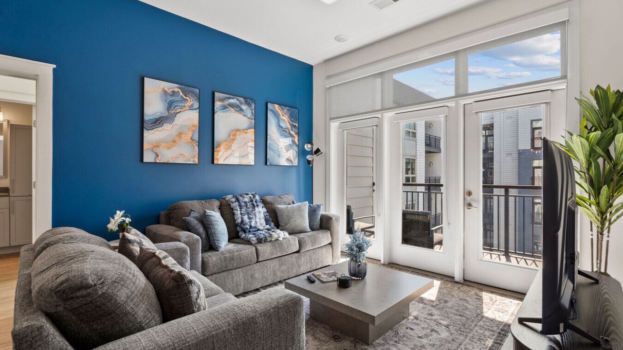 Photo of Livingroom in Second Ward