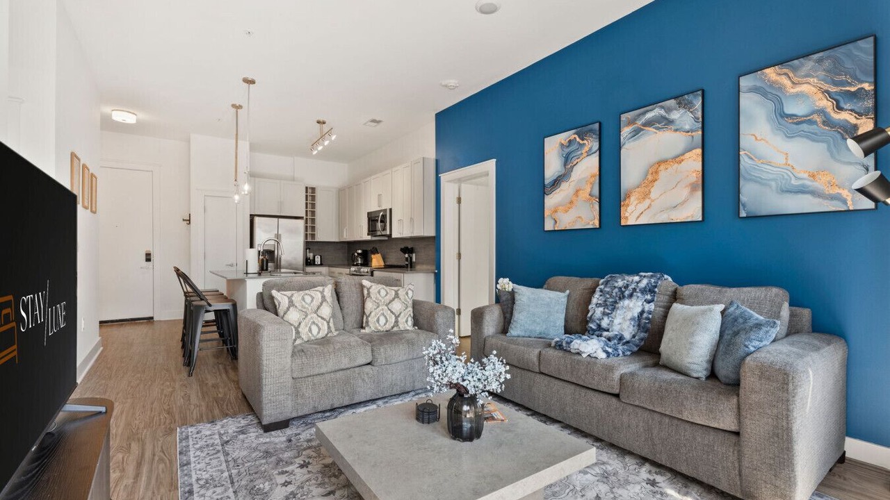 Photo of Livingroom in Second Ward