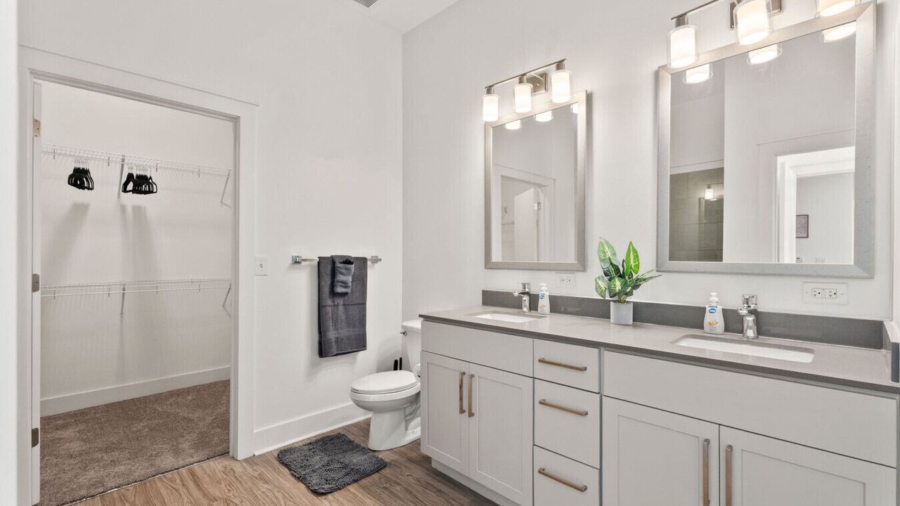 Photo of Bathroom in Second Ward