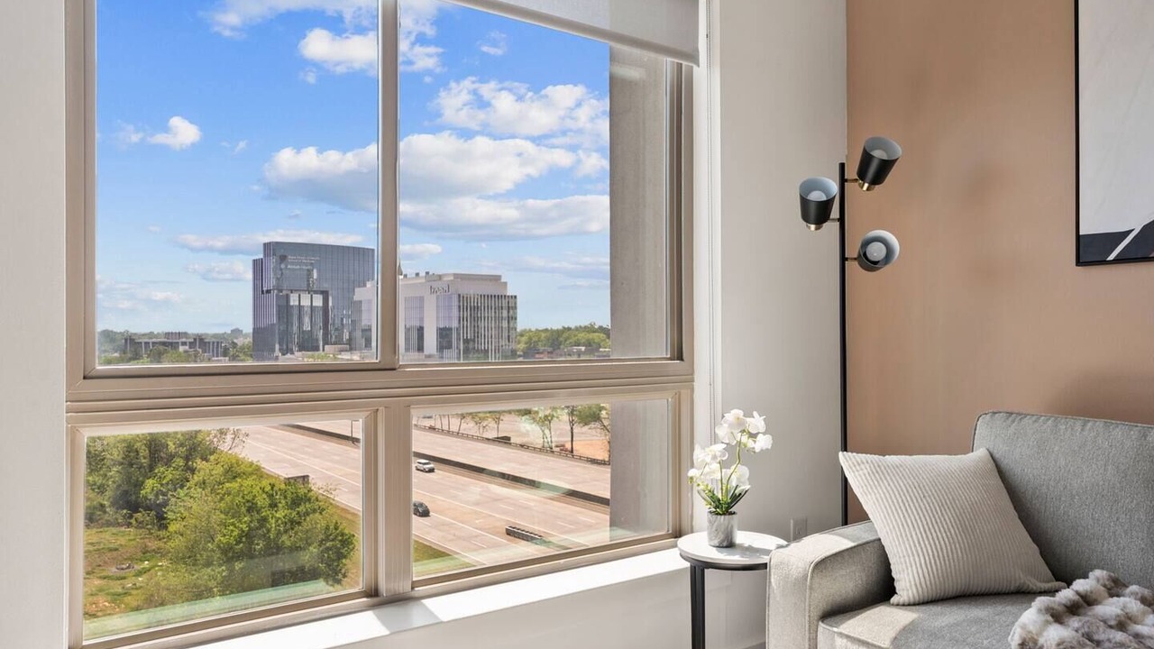 Photo of Livingroom in Second Ward