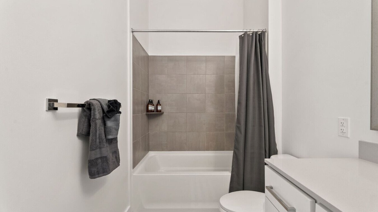 Photo of Bathroom in Second Ward