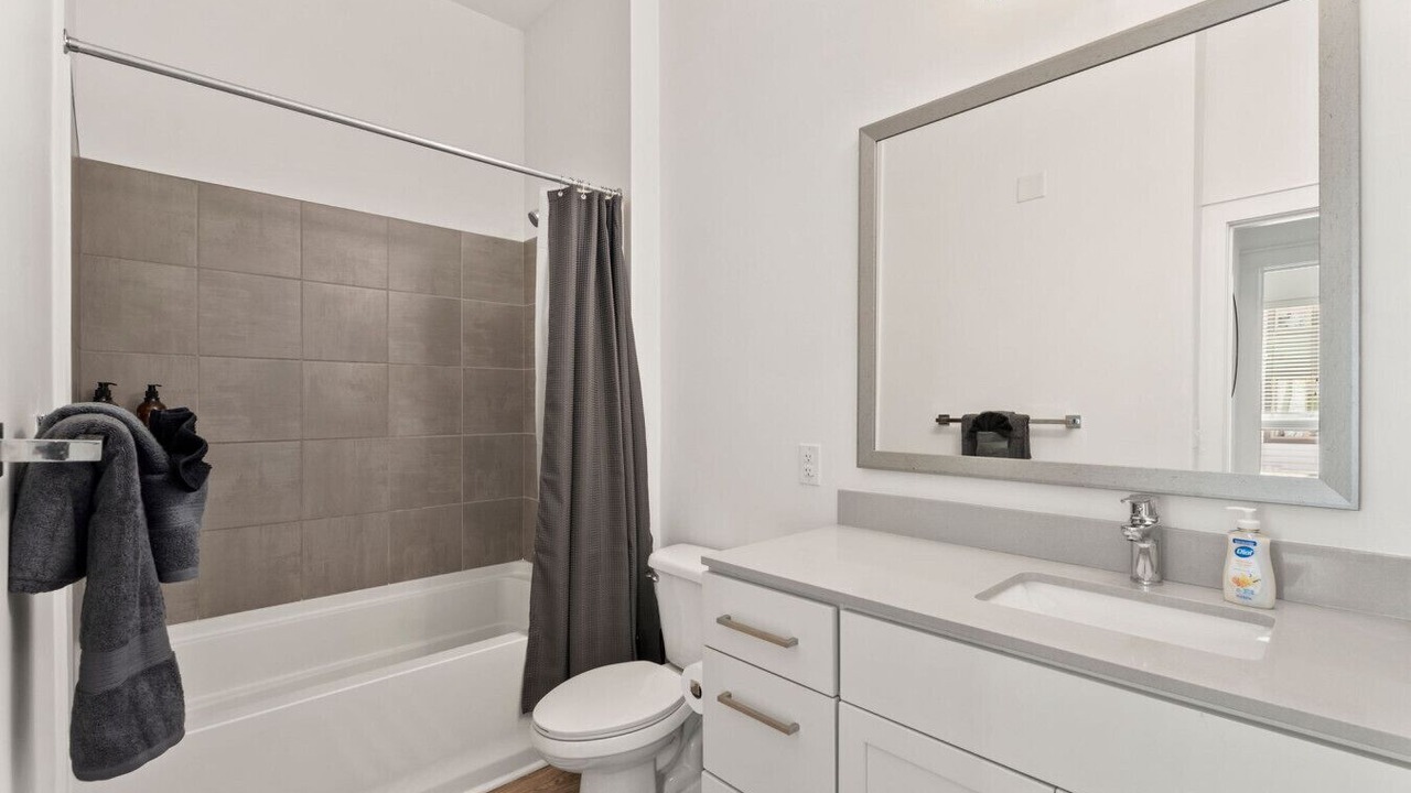 Photo of Bathroom in Second Ward