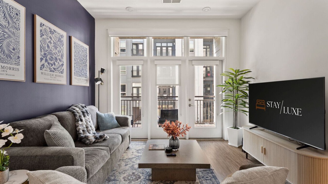 Photo of Livingroom in Second Ward