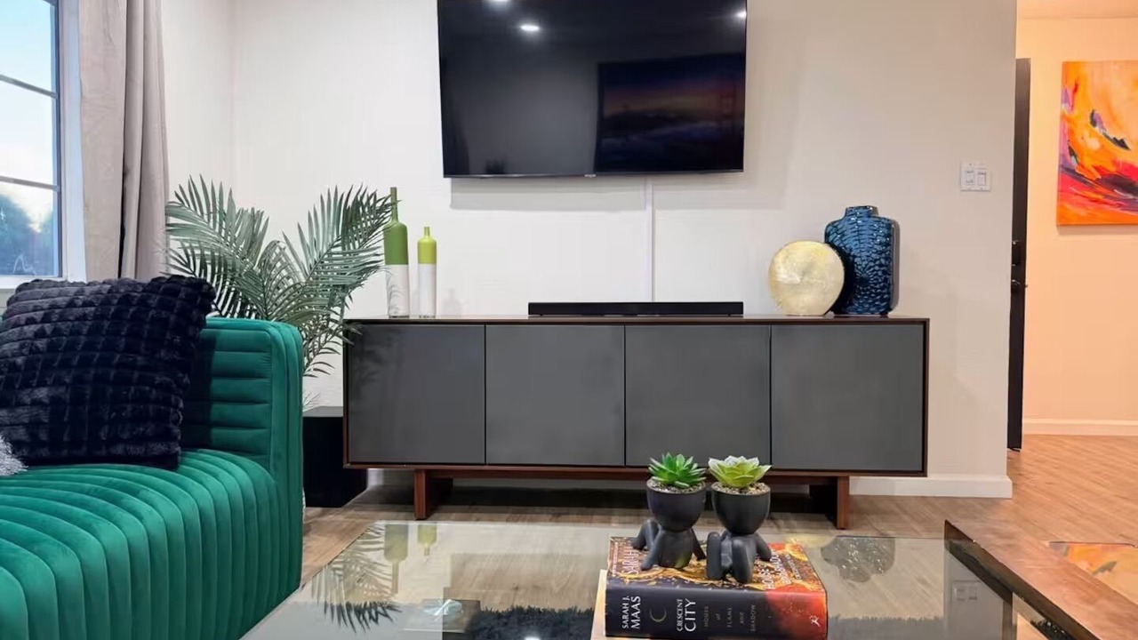 Photo of Livingroom in Central District