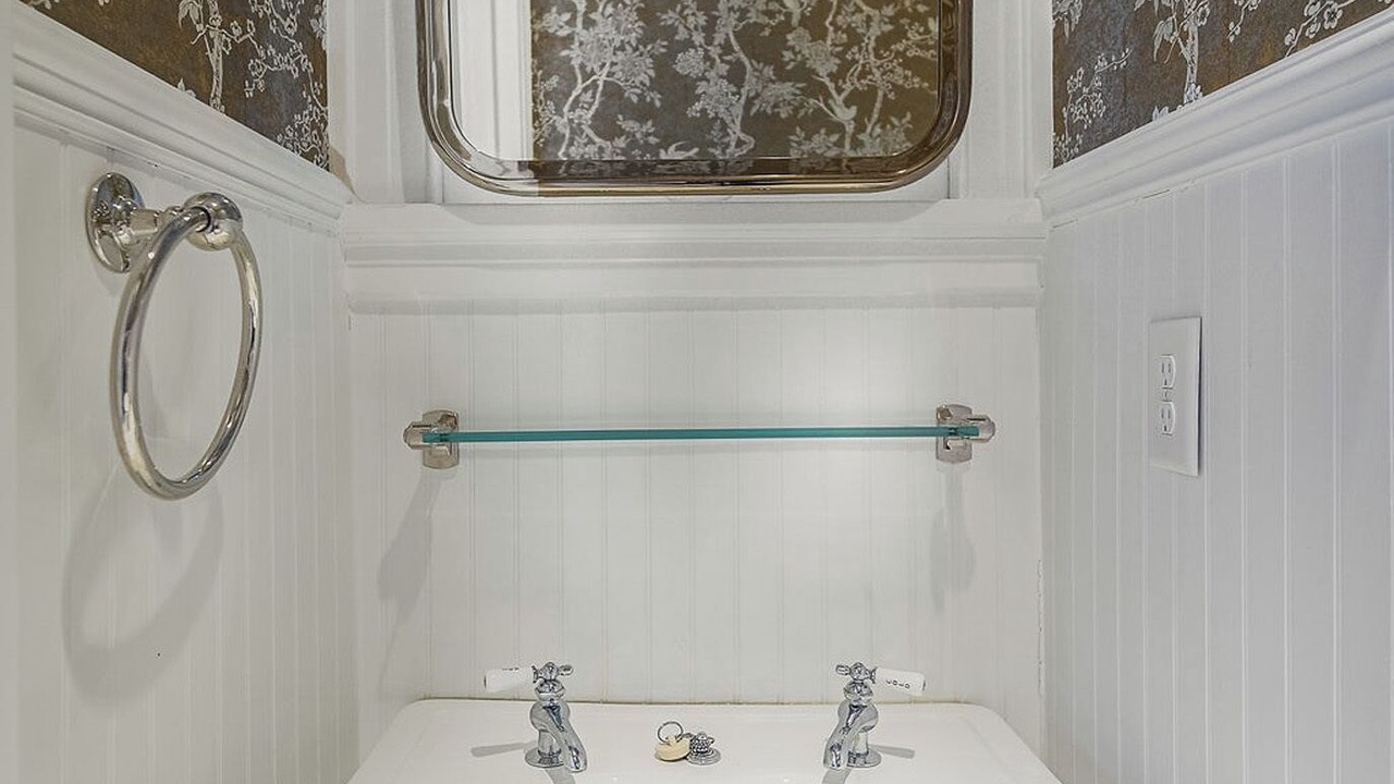 Photo of Bathroom in Old Town