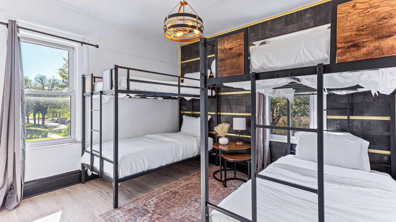 Photo of Bedroom in New Center Detroit
