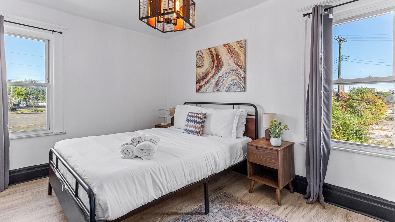 Photo of Bedroom in New Center Detroit