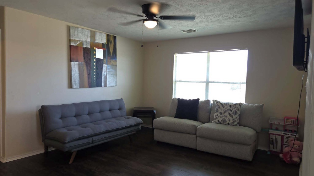 Photo of Livingroom in Texas City