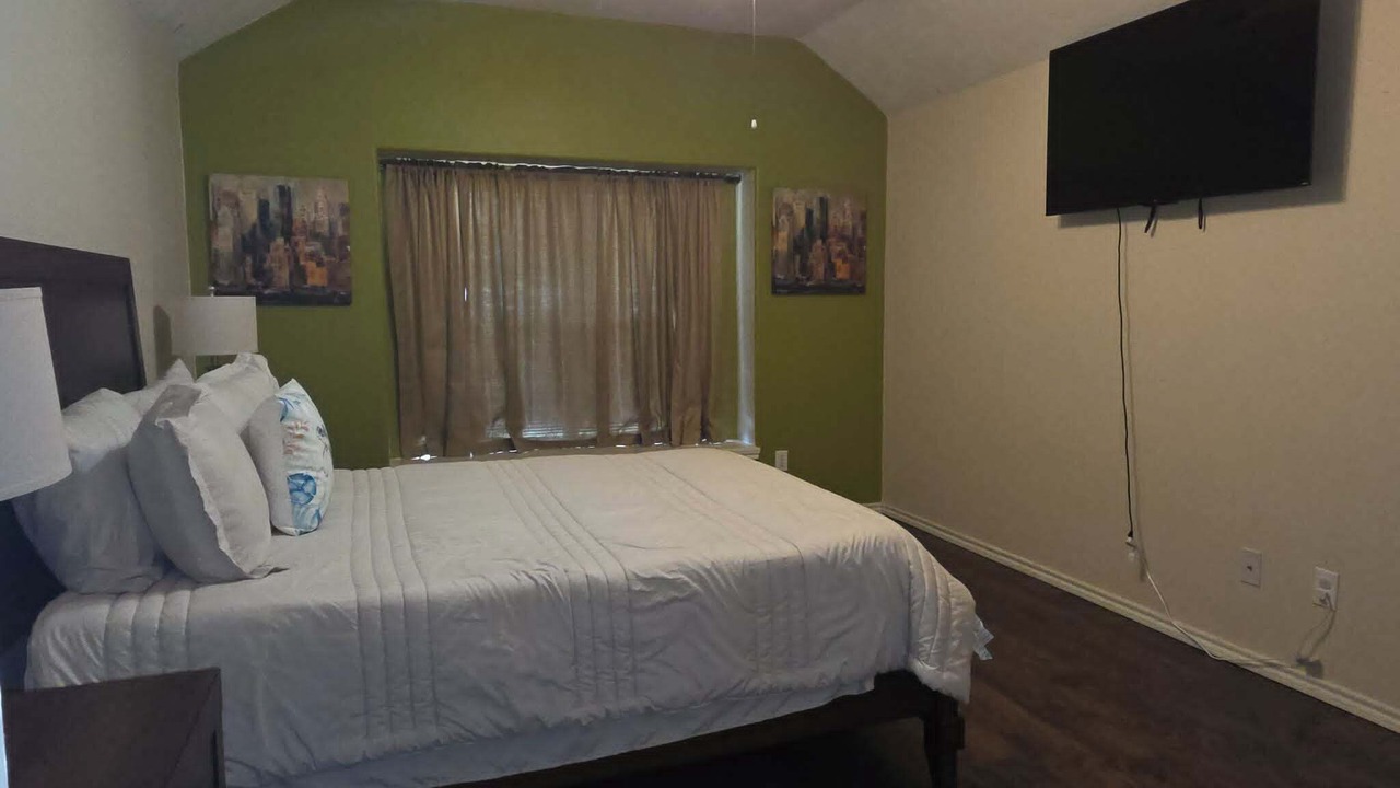 Photo of Bedroom in Texas City