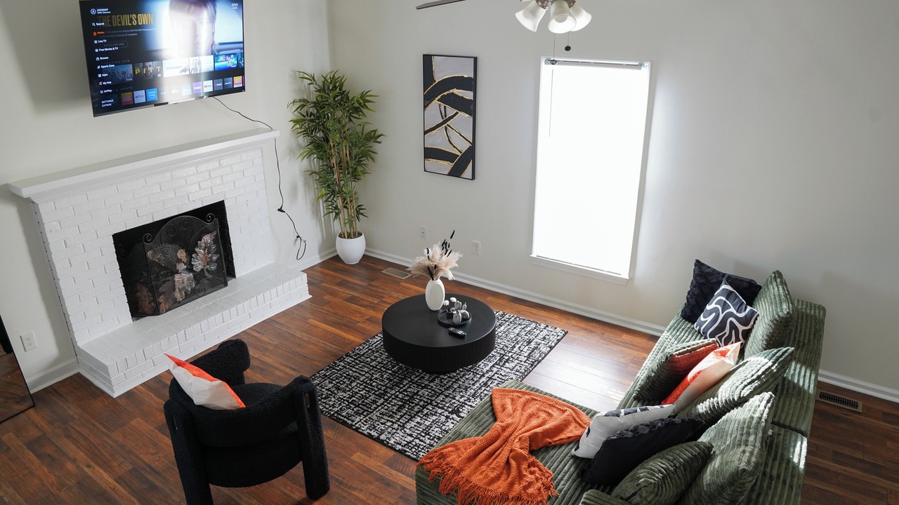 Photo of Livingroom in Huntcliff