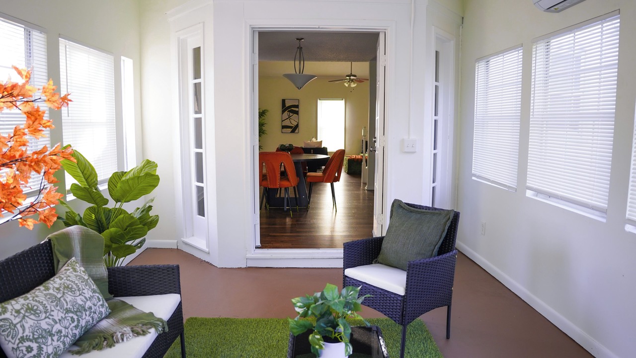 Photo of Livingroom in Huntcliff