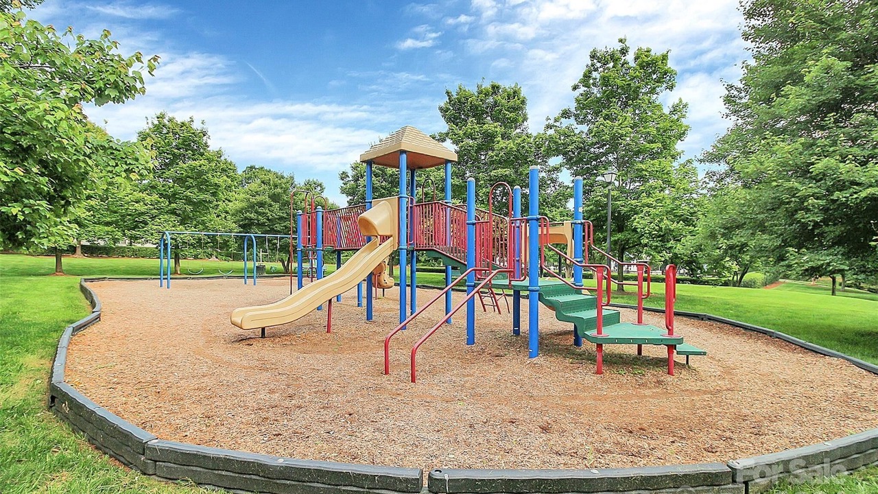 Photo of Others in Huntersville