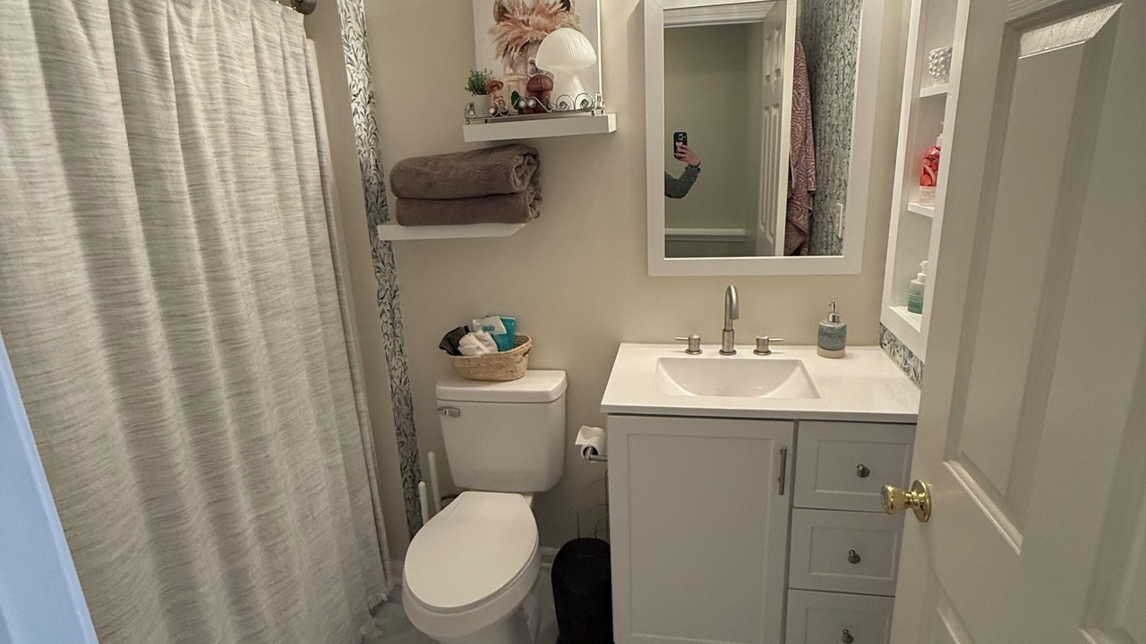 Photo of Bathroom in Huntersville