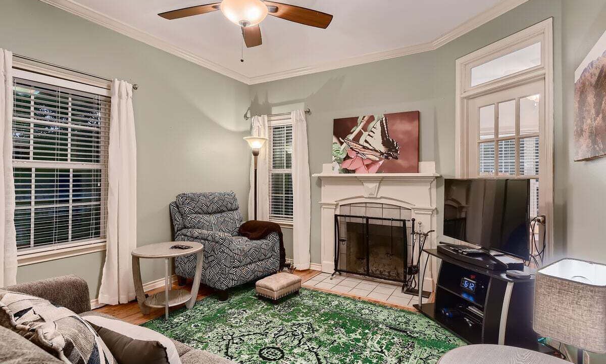 Photo of Livingroom in Dripping Springs
