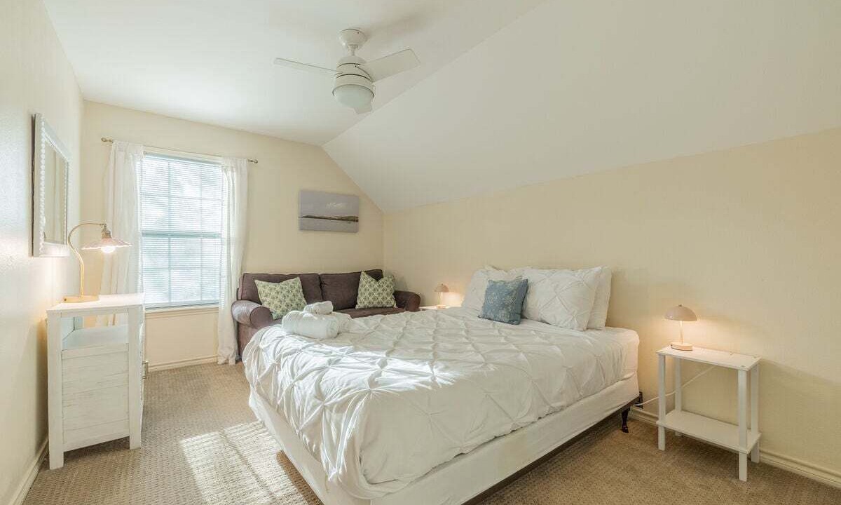 Photo of Bedroom in Dripping Springs