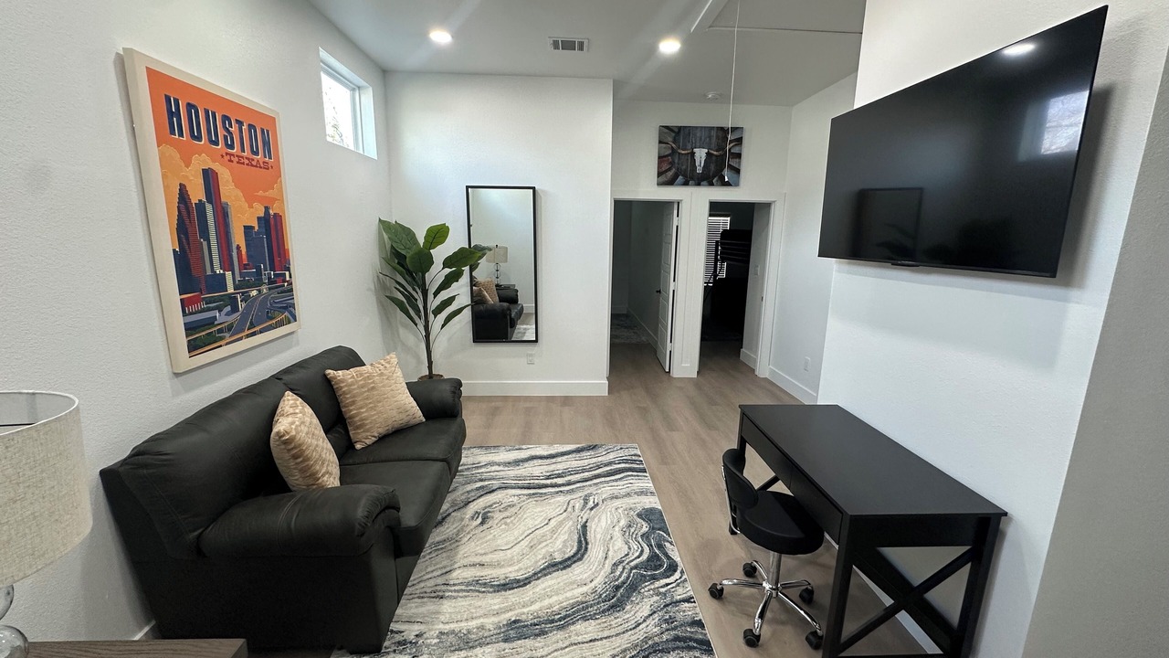 Photo of Livingroom in Foster Place