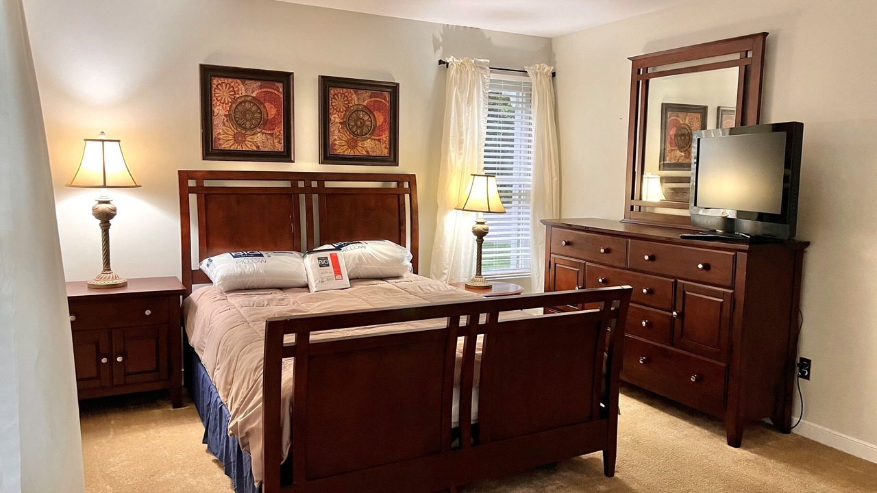 Photo of Bedroom in Woodlake